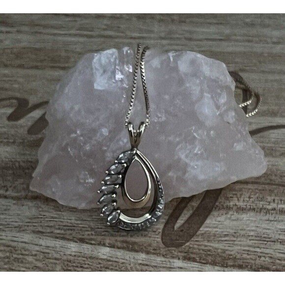 Ross Simons 925 Sterling Gold Vermeil White Topaz & Diamond 18" Necklace 4.5 gms - Picture 6 of 16